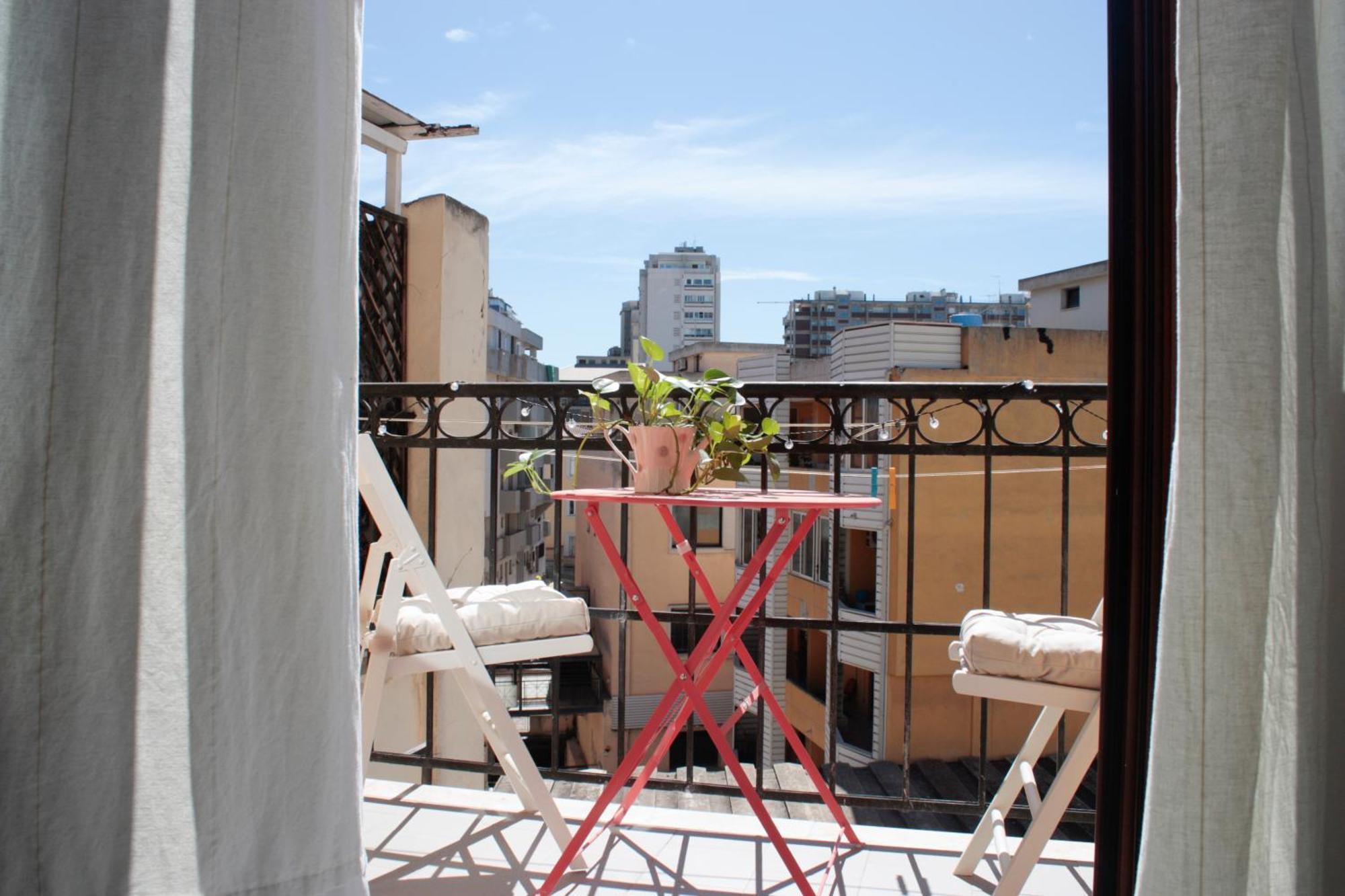 Buen Aire Hotel กาญารี ภายนอก รูปภาพ